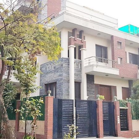 Angel Nri B&B Greater Noida Zewnętrze zdjęcie