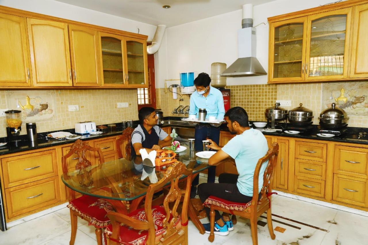 Angel Nri B&B Greater Noida Zewnętrze zdjęcie