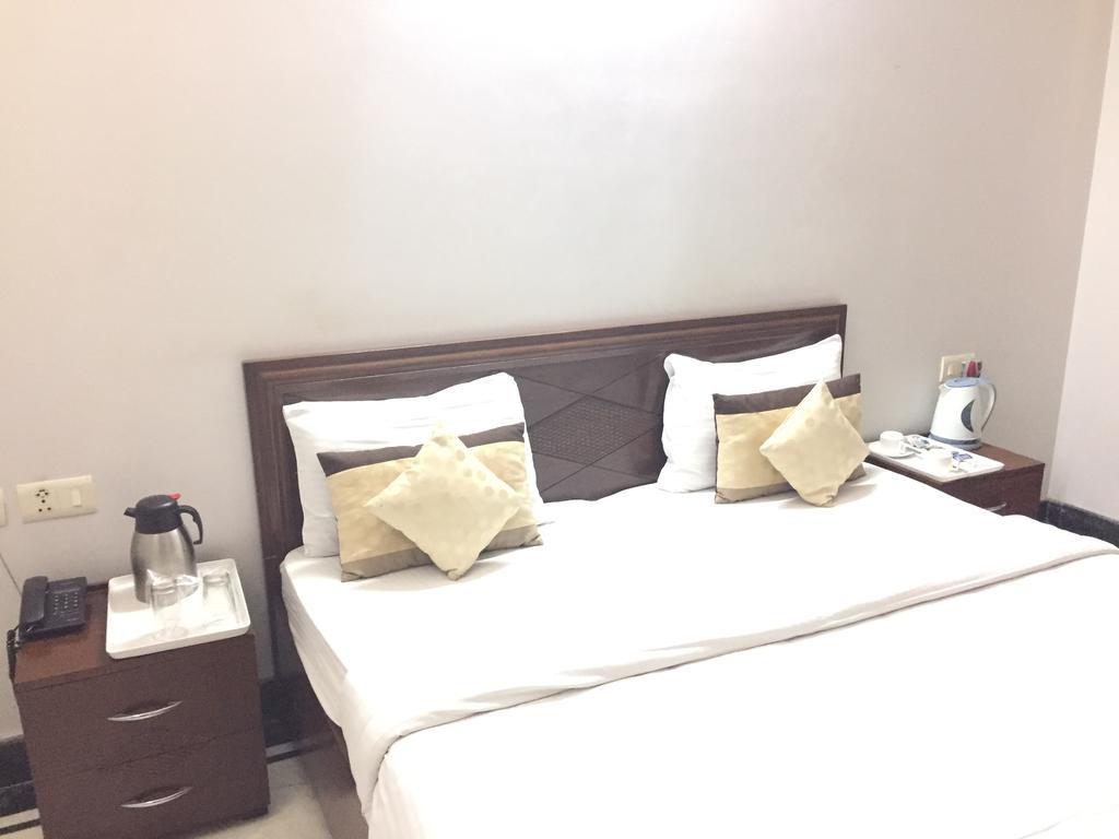 Angel Nri B&B Greater Noida Zewnętrze zdjęcie