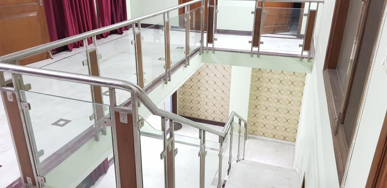 Angel Nri B&B Greater Noida Zewnętrze zdjęcie